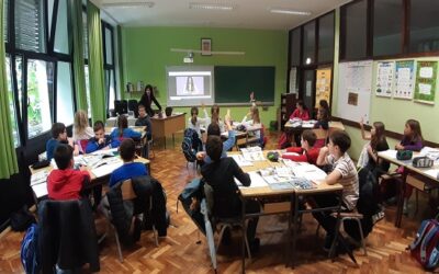 Prijenosna računala podijeljena nastavnicima OŠ Vladimira Vidrića u Kutini